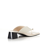 Alina Sandal