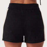 Larri Short