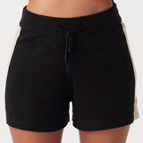 Larri Short
